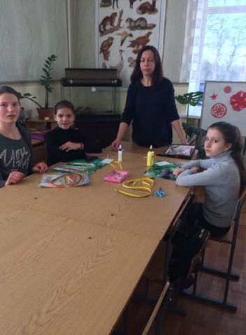 Майстер-клас з квілінгу "Ялинкова прикраса"