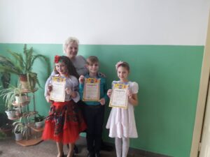 Вітаємо переможців міського конкурсу виконавців естрадної пісні