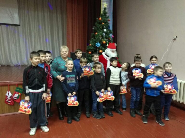 Щастя бажаємо вашому дому, у році прийдешнім, у році Новому!