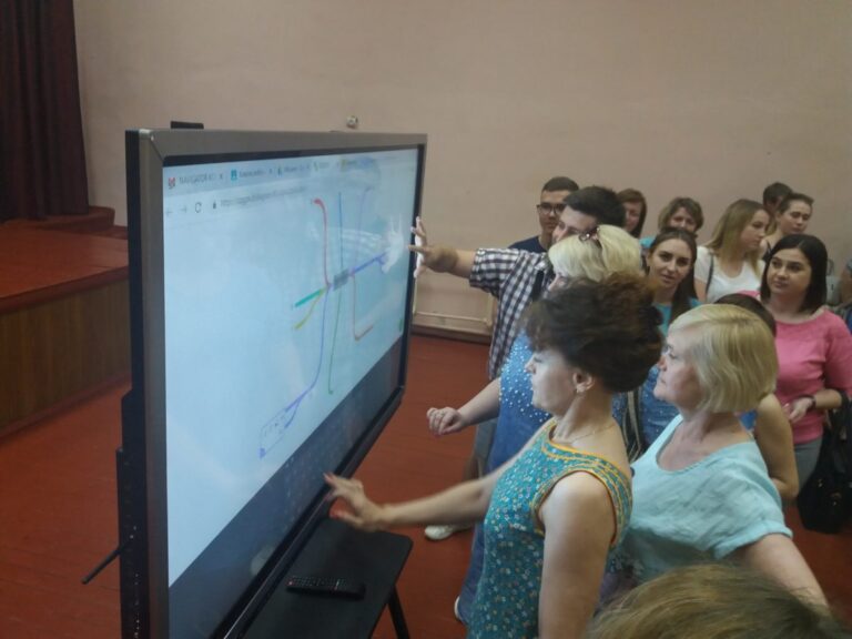 Тренінг "Використання інтерактивних панелей в освітній діяльності"