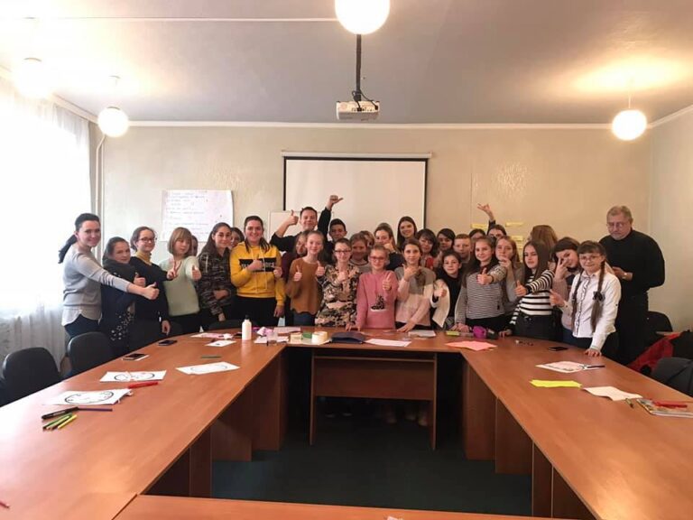 Підтримка та розвиток учнівського самоврядування 4 Підтримка та розвиток учнівського самоврядування