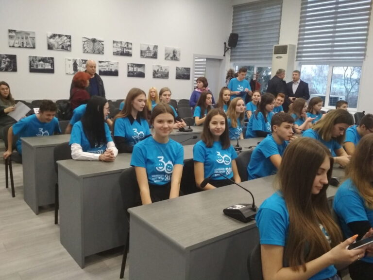 30-ти річчя прийняття Конвенції ООН про права дитини 5 30-ти річчя прийняття Конвенції ООН про права дитини